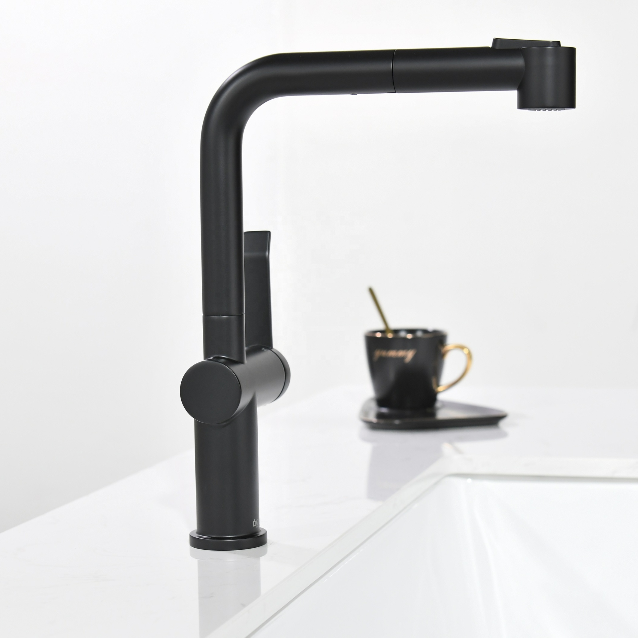 APS251-MB Küchenarmatur mit Brausehahn Edelstahl 304 mattschwarzer Zug-Küchenarmatur